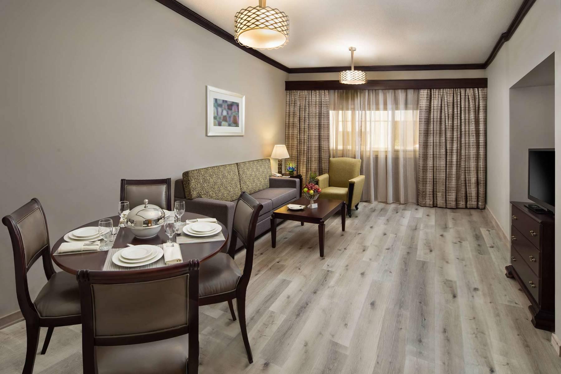 Savoy Crest Hotel Apartments Дубай Екстериор снимка