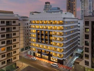 Savoy Crest Hotel Apartments Дубай Екстериор снимка
