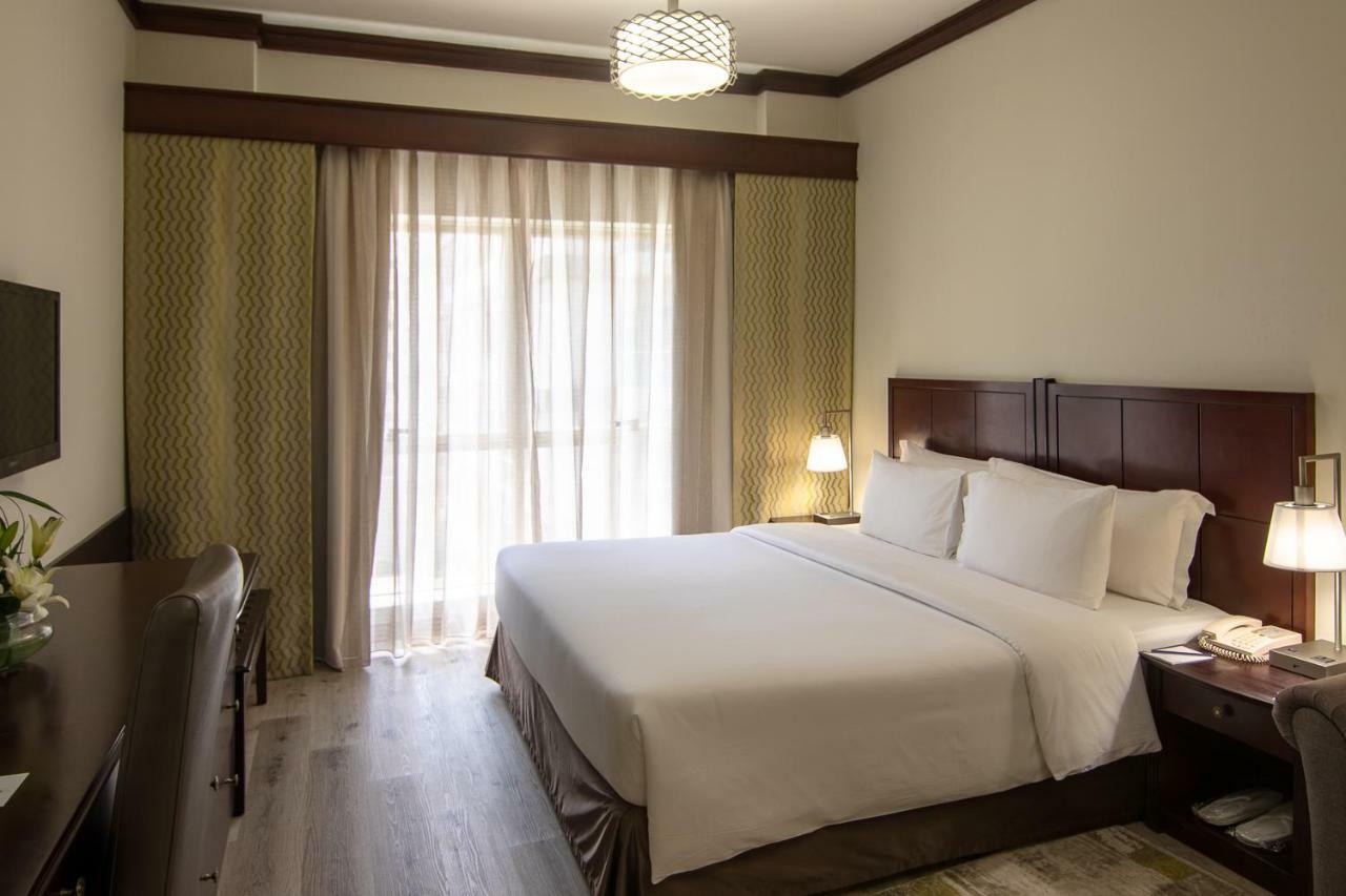 Savoy Crest Hotel Apartments Дубай Екстериор снимка